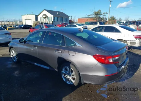 2018 Honda Accord Lx z USA, uszkodzony, nr VIN 1HGCV1F13JA157359